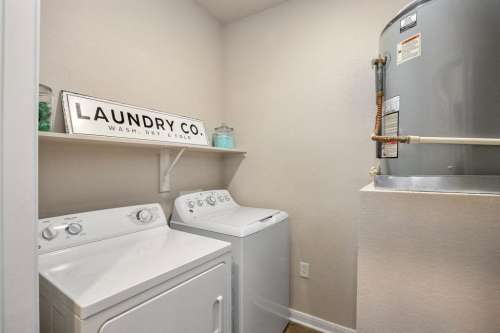 S Bed Las Brisas Apartment Homes 45